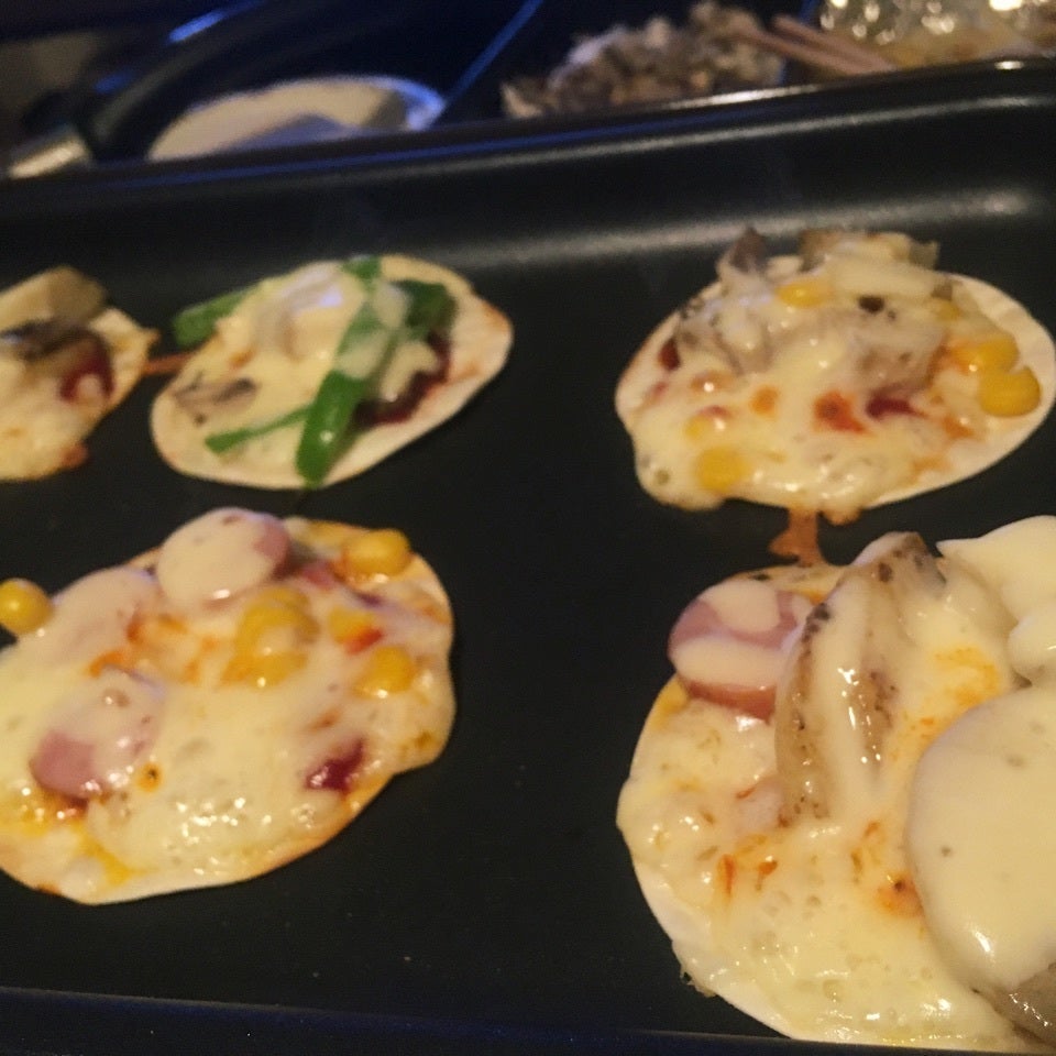 BRUNOで餃子ピザパーティ